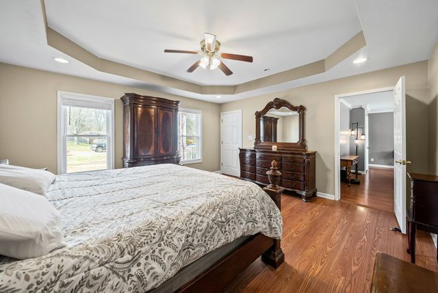 546 Christel Springs Dr, Clarksville, TN 37043