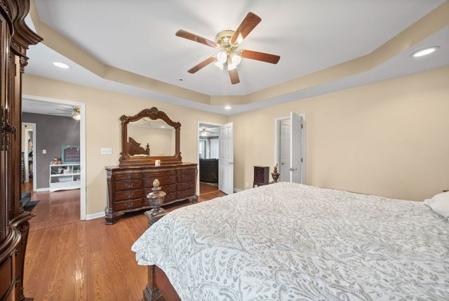 546 Christel Springs Dr, Clarksville, TN 37043