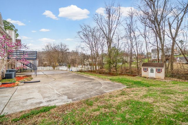 546 Christel Springs Dr, Clarksville, TN 37043