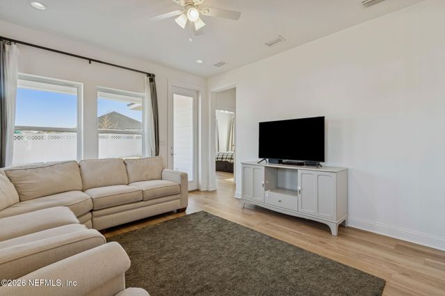 290 CREEKMORE Drive, St. Augustine, FL 32092