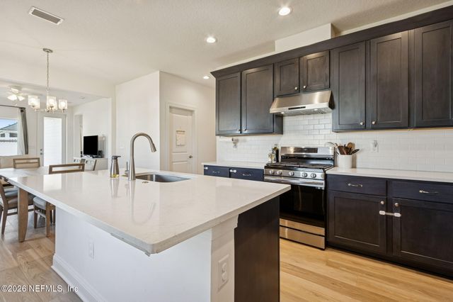 290 CREEKMORE Drive, St. Augustine, FL 32092