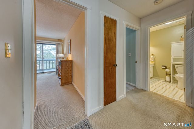 40 Hickory Hill 40, Southington, CT 06489