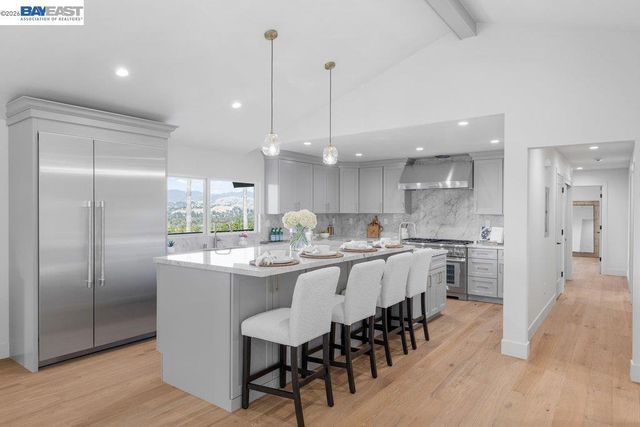 481 Montcrest Pl, Danville, CA 94526