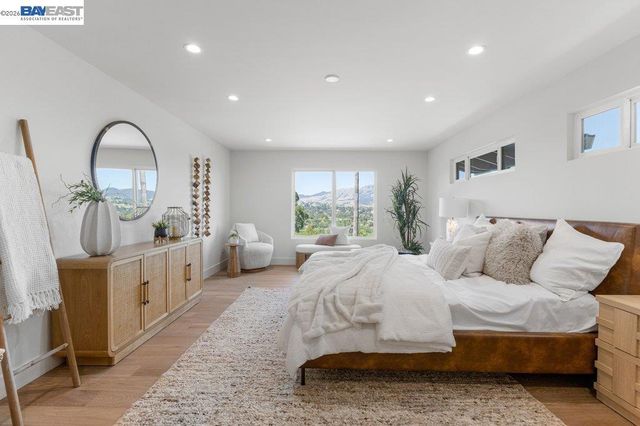 481 Montcrest Pl, Danville, CA 94526