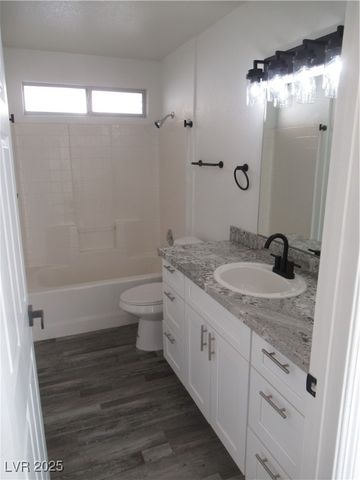 600 Sarajane Lane, Las Vegas, NV 89107