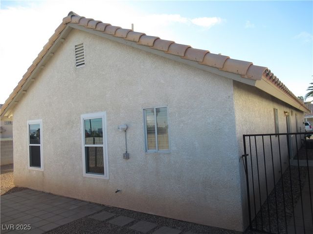 600 Sarajane Lane, Las Vegas, NV 89107