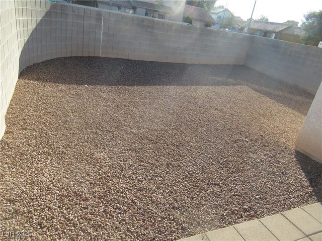 600 Sarajane Lane, Las Vegas, NV 89107