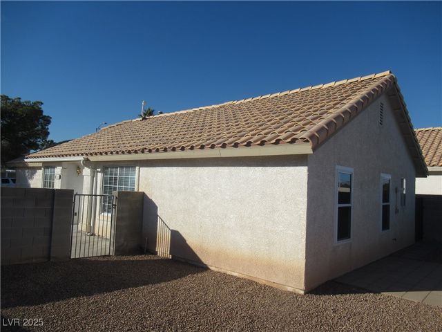 600 Sarajane Lane, Las Vegas, NV 89107