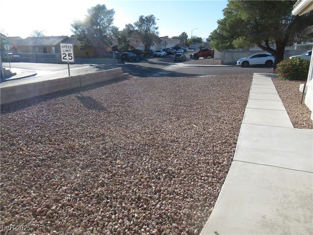 600 Sarajane Lane, Las Vegas, NV 89107