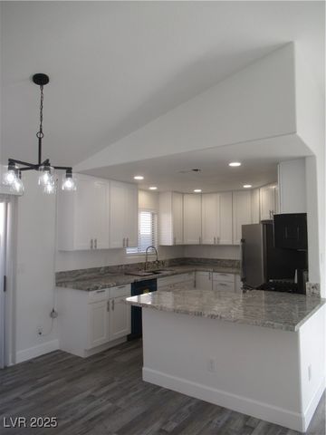 600 Sarajane Lane, Las Vegas, NV 89107