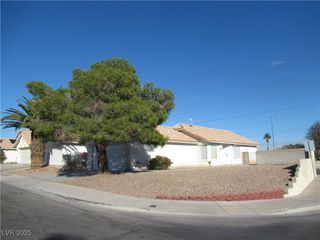600 Sarajane Lane, Las Vegas, NV 89107