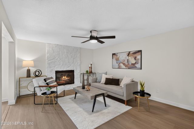 12227 CHIPPENHAM Court, Jacksonville, FL 32225