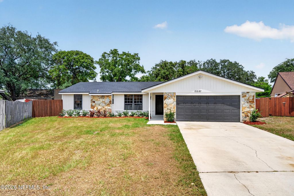 12227 CHIPPENHAM Court, Jacksonville, FL 32225