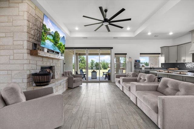 1039 Monaco Court, Springtown, TX 76082