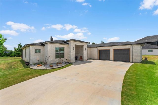 1039 Monaco Court, Springtown, TX 76082