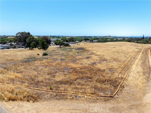 6229 Monterey Road, Paso Robles, CA 93446