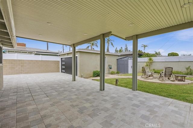 2215 N Spurgeon Street, Santa Ana, CA 92706