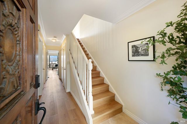 60 Marinero Cir, Tiburon, CA 94920