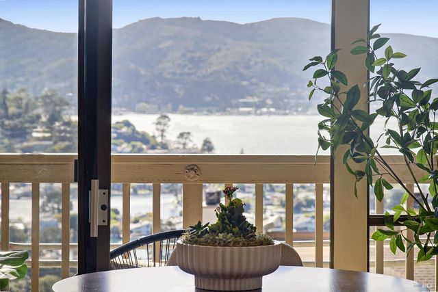 60 Marinero Cir, Tiburon, CA 94920
