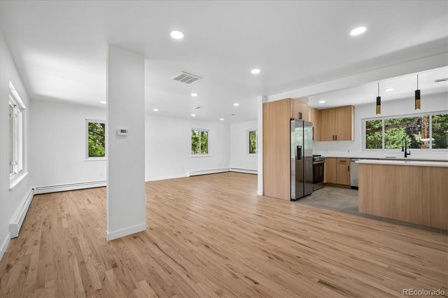 2015 Arapahoe Street, Golden, CO 80401