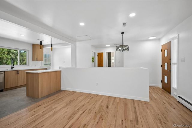 2015 Arapahoe Street, Golden, CO 80401