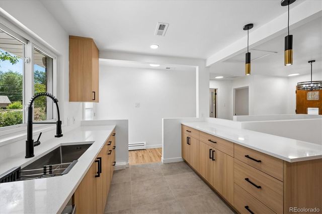 2015 Arapahoe Street, Golden, CO 80401