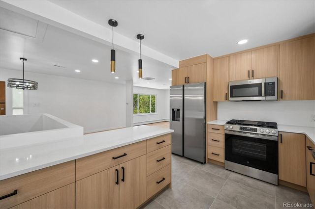 2015 Arapahoe Street, Golden, CO 80401