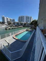 7917 West Dr 28, North Bay Village, FL 33141