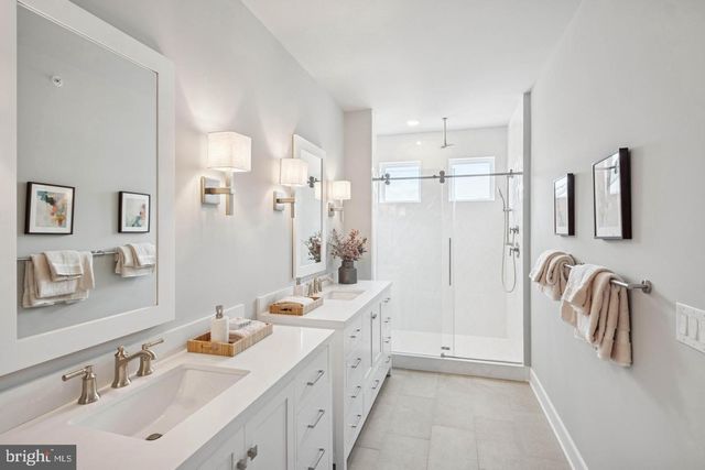 14954 DECO, Chantilly, VA 20151