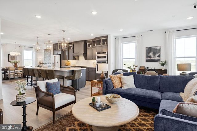14954 DECO, Chantilly, VA 20151