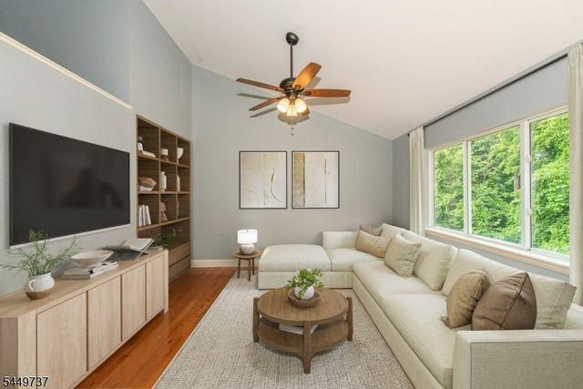 12 Pale Star Ct, Hardyston Twp., NJ 07419