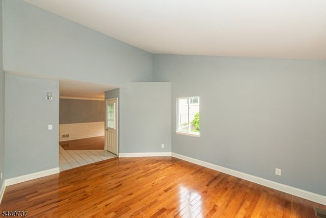 12 Pale Star Ct, Hardyston Twp., NJ 07419