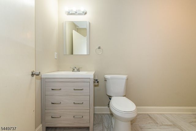 12 Pale Star Ct, Hardyston Twp., NJ 07419