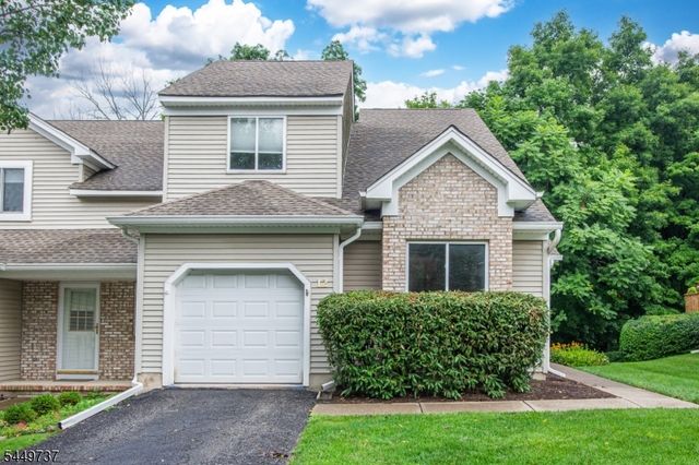 12 Pale Star Ct, Hardyston Twp., NJ 07419
