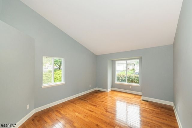 12 Pale Star Ct, Hardyston Twp., NJ 07419