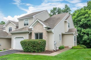 12 Pale Star Ct, Hardyston Twp., NJ 07419