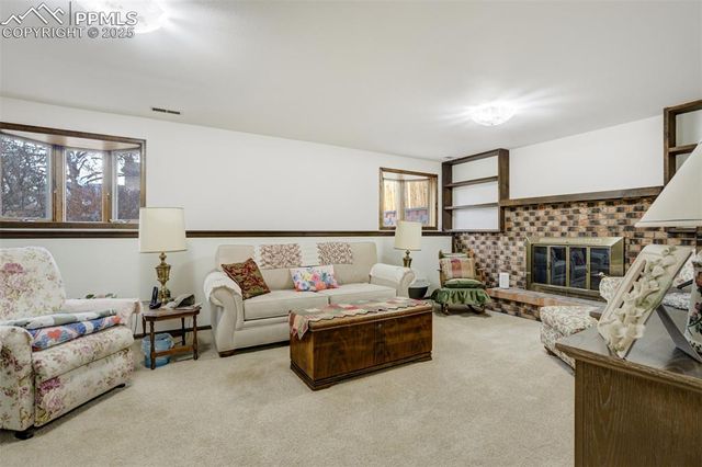 2249 Glenwood Circle, Colorado Springs, CO 80909