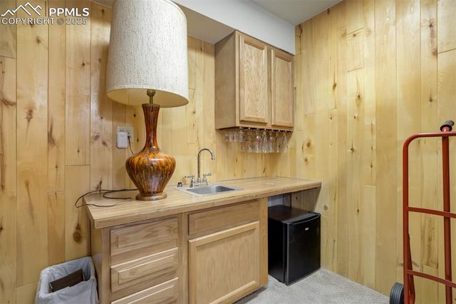 2249 Glenwood Circle, Colorado Springs, CO 80909