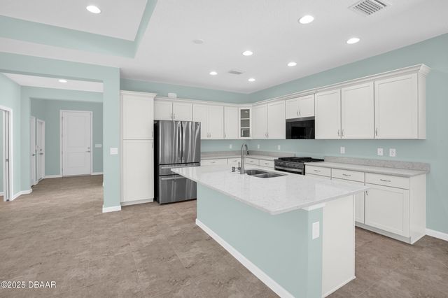 476 Hang Loose Way, Daytona Beach, FL 32124
