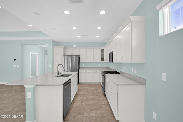 476 Hang Loose Way, Daytona Beach, FL 32124