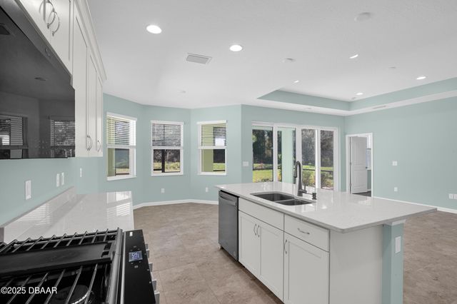 476 Hang Loose Way, Daytona Beach, FL 32124
