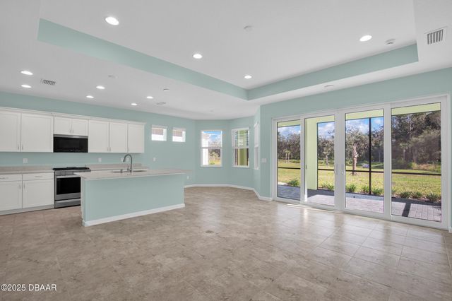 476 Hang Loose Way, Daytona Beach, FL 32124