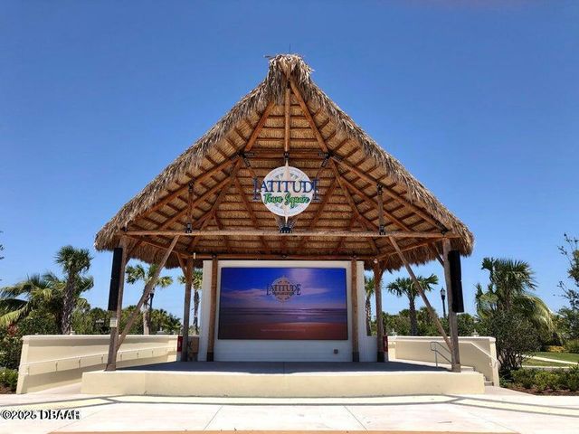 476 Hang Loose Way, Daytona Beach, FL 32124