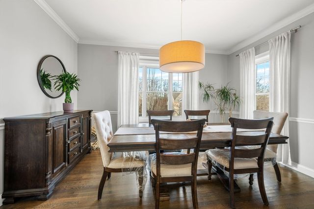 11 Osborne Hill Rd, Salem, MA 01970