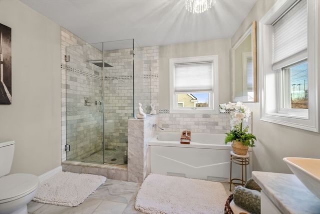 11 Osborne Hill Rd, Salem, MA 01970