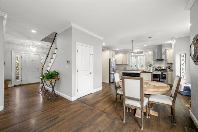 11 Osborne Hill Rd, Salem, MA 01970