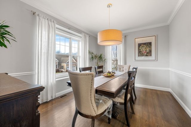 11 Osborne Hill Rd, Salem, MA 01970