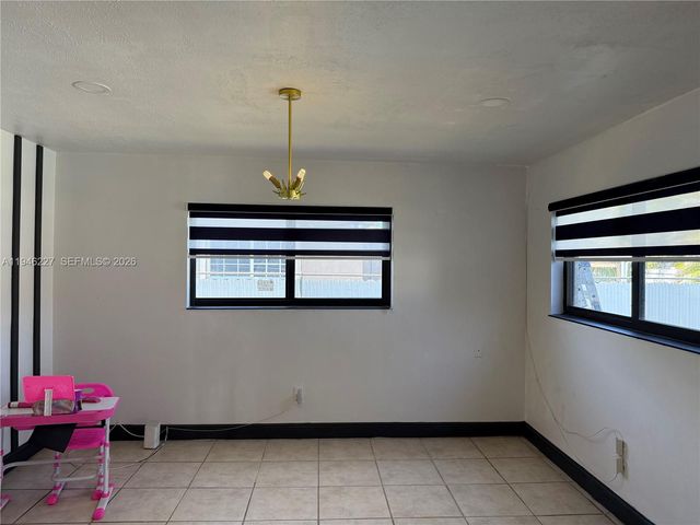 1241 NW 196th St, Miami Gardens, FL 33169