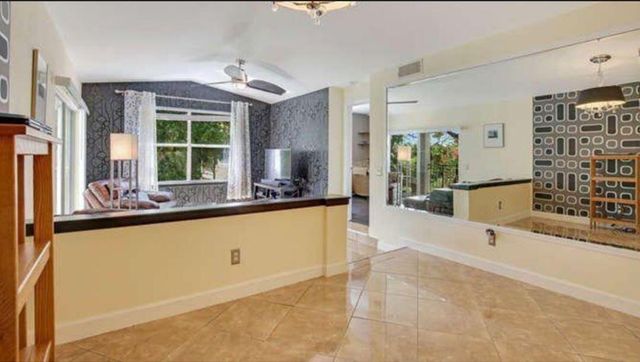 1745 Palm Cove Boulevard 3-305, Delray Beach, FL 33445