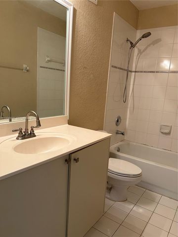 17084 SW 138th Ct, Miami, FL 33177